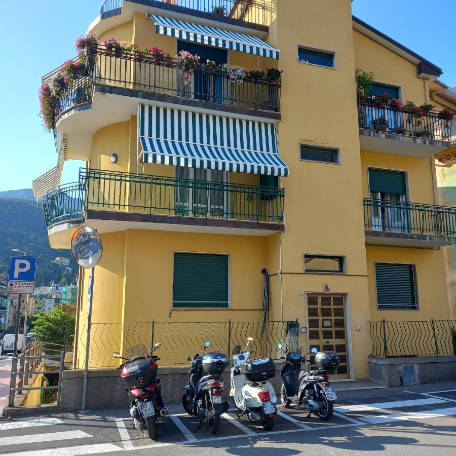 Apartament La Casa Di Walter Levanto Zewnętrze zdjęcie